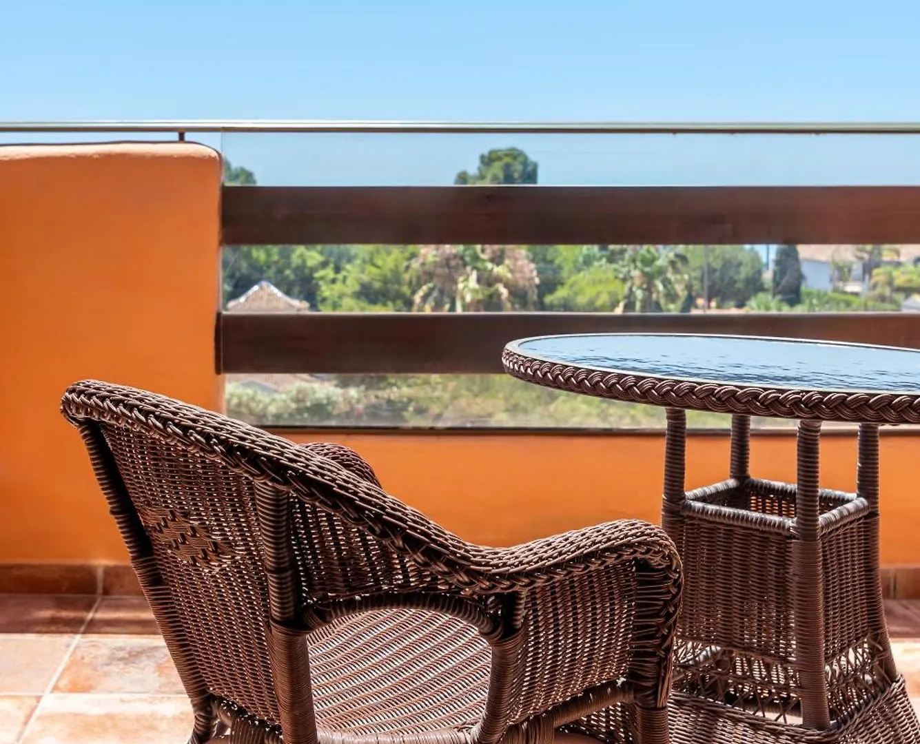 **** Hotel Globales Paraiso Beach Estepona Spanien
