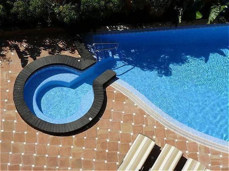 Globales Paraiso Beach Estepona Hotel